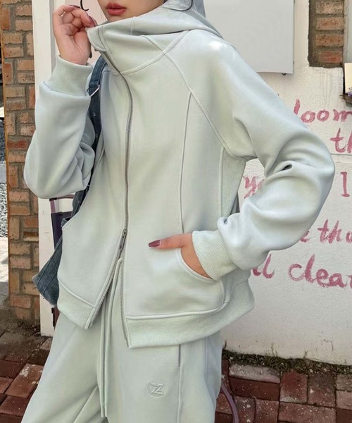 aimoha（アイモハ）の「ハイネックジップアップパーカー（パーカー・レディース・チョコ/グレー/ベージュ/ライトグリーン/ピンク・MEDIUM/X-LARGE/LARGE）」の4枚目の写真