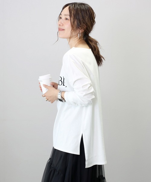 Aletta vita(アレッタビータ)の「フロッキーロゴプリント長袖カットソー(Tシャツ/カットソー・レディース・オフホワイト/チャコール・FREE)」の8枚目の写真