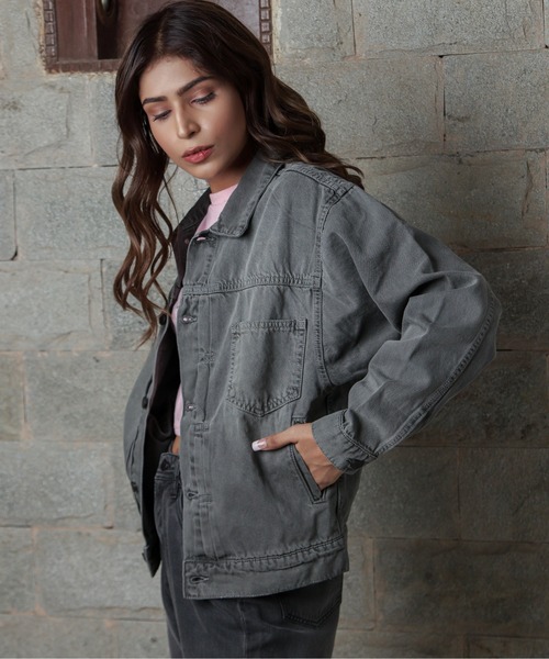 London Denim(ロンドンデニム)の「London Denim (Penge) Oversize Loose Denim Jacket(デニムジャケット・レディース・ブラック系その他/グレー系その他・L/M/S)」の11枚目の写真