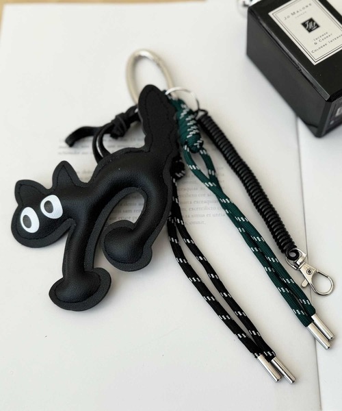 NOLITA LABORATORY(ノリータラボラトリー)の「【 NOLITA / ノリータ 】バッグチャーム カラビナ ネコ ロープストラップ キーリング キーホルダー ブラック ブラウン ベージュ 猫 マスコット(チャーム・レディース・ブラック/ベージュ/ブラウン・FREE)」の1枚目の写真
