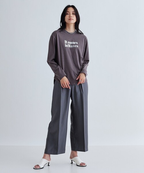 GALLEST（ギャレスト）の「メタリックロゴロングスリーブTシャツ（Tシャツ/カットソー・レディース・ホワイト/ライトグリーン/ブラウン系その他・38）」の12枚目の写真