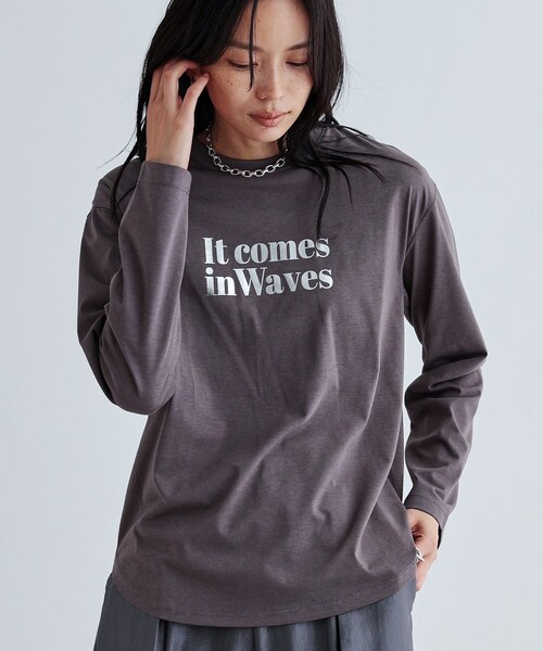 GALLEST（ギャレスト）の「メタリックロゴロングスリーブTシャツ（Tシャツ/カットソー・レディース・ホワイト/ライトグリーン/ブラウン系その他・38）」の13枚目の写真