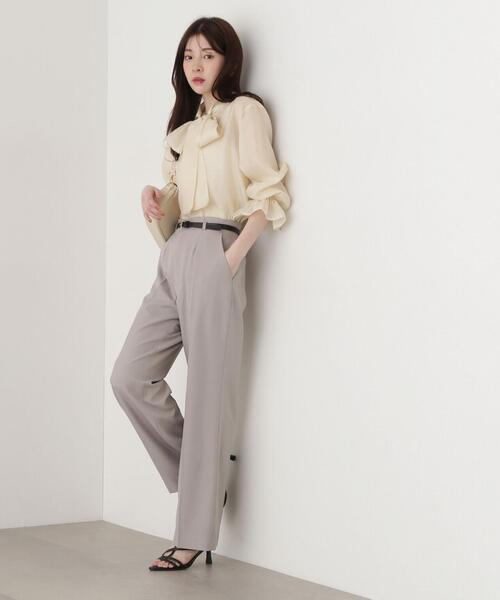 PROPORTION BODY DRESSING(プロポーションボディドレッシング)の「センタープレスストレートパンツ / 1215130302(その他パンツ・レディース・ベージュ/グレー・SMALL/MEDIUM)」の4枚目の写真
