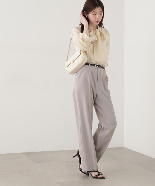 PROPORTION BODY DRESSING(プロポーションボディドレッシング)の「センタープレスストレートパンツ / 1215130302(その他パンツ・レディース・ベージュ/グレー・SMALL/MEDIUM)」の6枚目の写真