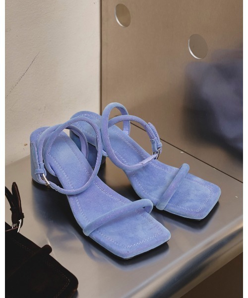 TODAYFUL（トゥデイフル）の「Belt Velour Sandals（サンダル・レディース・ダークブラウン/ブルー系その他・36inch/37inch/38inch）」の15枚目の写真