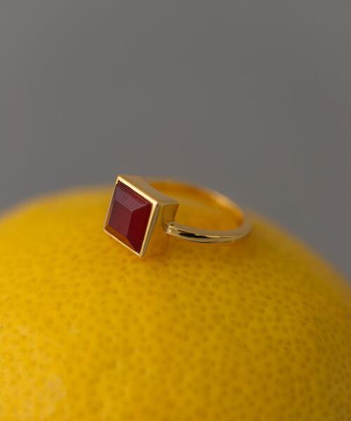 SMELLY（スメリー）の「SMELLY so’　square carnelian ring（リング・レディース・ゴールド系その他・11）」の4枚目の写真