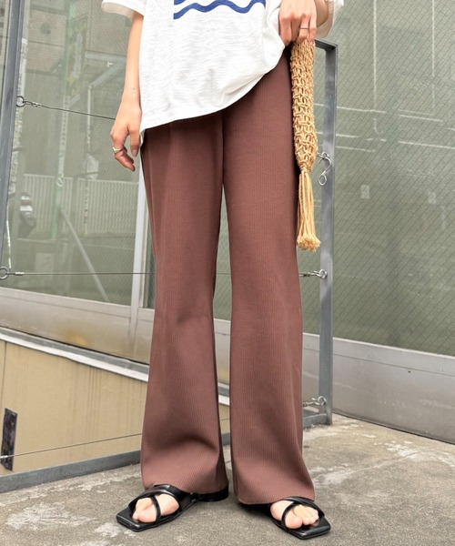 CIAOPANIC TYPY(チャオパニックティピー)の「【マイナス3キロ見え/低身長・高身長対応/サイズ展開あり】すっきりシルエットリブパンツ(その他パンツ・レディース・レッド/ブラック/グレー系その他/アイボリー/イエロー系その他/ネイビー/ブラウン/ホワイト/ブルー/グレー/カーキ・SMALL/MEDIUM/LARGE)」の12枚目の写真