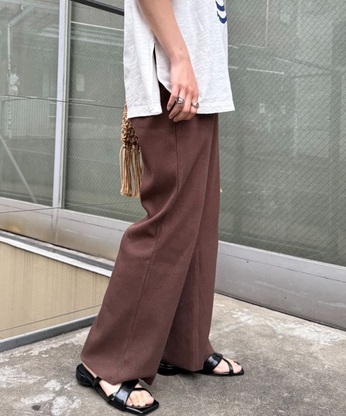 CIAOPANIC TYPY(チャオパニックティピー)の「【マイナス3キロ見え/低身長・高身長対応/サイズ展開あり】すっきりシルエットリブパンツ(その他パンツ・レディース・レッド/ブラック/グレー系その他/アイボリー/イエロー系その他/ネイビー/ブラウン/ホワイト/ブルー/グレー/カーキ・SMALL/MEDIUM/LARGE)」の14枚目の写真