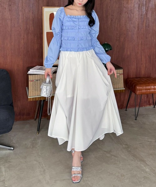 clear（クリア）の「フロントフリルスクエアネックブラウス[着回し力万能 大人綺麗目]（シャツ/ブラウス・レディース・サックスブルー/オフホワイト/ブラック・F）」の4枚目の写真