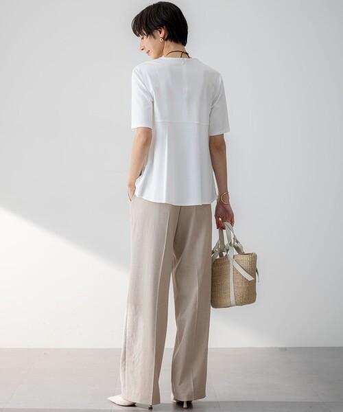 23区 S（ニジュウサンクチイサイサイズ）の「【汗じみ防止/洗える】ランダムフリルジャージー ドッキング カットソー（Tシャツ/カットソー・レディース・ホワイト系/ブラック系/ダークグリーン系/グレー系・32）」の12枚目の写真