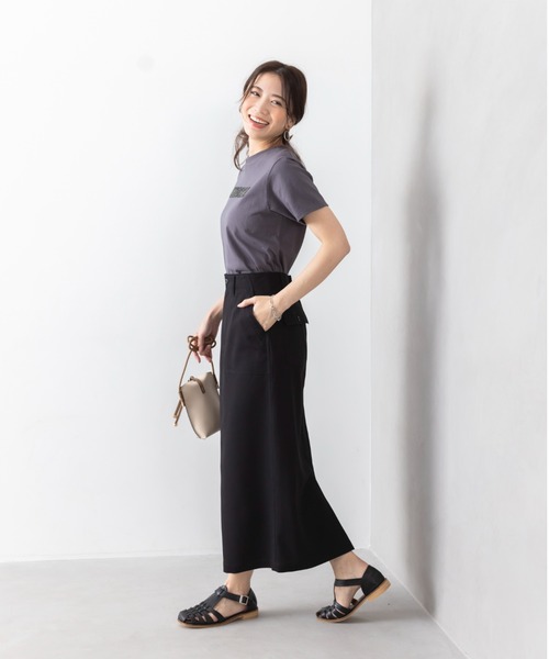 UNDOVE(アンドゥーブ)の「〈UNDOVE〉【コットン/天然素材/敏感肌/肌に優しい/ロゴ/デザインTシャツ/立体ロゴ/短め丈/サマーTシャツ/ロゴT/白T/カジュアルTシャツ】綿100%ツイードロゴショート丈Tシャツ(Tシャツ/カットソー・レディース・ホワイト系その他/チャコール・MEDIUM/X-LARGE/LARGE)」の5枚目の写真