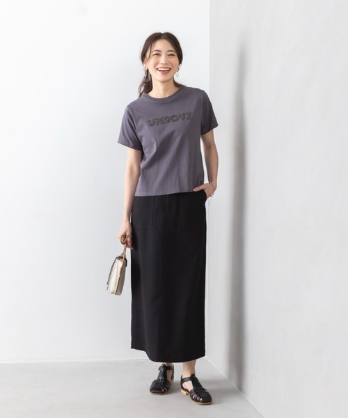 UNDOVE(アンドゥーブ)の「〈UNDOVE〉【コットン/天然素材/敏感肌/肌に優しい/ロゴ/デザインTシャツ/立体ロゴ/短め丈/サマーTシャツ/ロゴT/白T/カジュアルTシャツ】綿100%ツイードロゴショート丈Tシャツ(Tシャツ/カットソー・レディース・ホワイト系その他/チャコール・MEDIUM/X-LARGE/LARGE)」の6枚目の写真