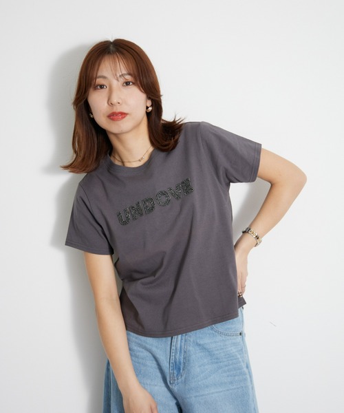 UNDOVE(アンドゥーブ)の「〈UNDOVE〉【コットン/天然素材/敏感肌/肌に優しい/ロゴ/デザインTシャツ/立体ロゴ/短め丈/サマーTシャツ/ロゴT/白T/カジュアルTシャツ】綿100%ツイードロゴショート丈Tシャツ(Tシャツ/カットソー・レディース・ホワイト系その他/チャコール・MEDIUM/X-LARGE/LARGE)」の18枚目の写真