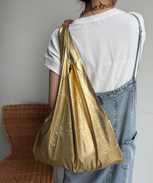 DouDou(ドゥドゥ)の「【BAGGU/バグゥ】25SS STANDARD BAGGU メタリック(エコバッグ/サブバッグ・レディース・シルバー/ゴールド・FREE)」の8枚目の写真