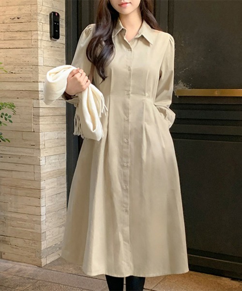 Doux Belle(ドゥーベル)の「フレアロングシャツワンピース(シャツワンピース・レディース・ベージュ/ネイビー/ライトベージュ・MEDIUM)」の2枚目の写真