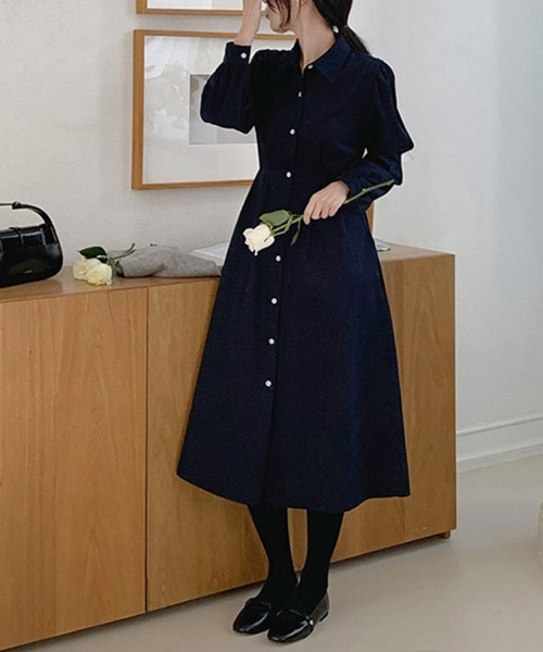 Doux Belle(ドゥーベル)の「フレアロングシャツワンピース(シャツワンピース・レディース・ベージュ/ネイビー/ライトベージュ・MEDIUM)」の17枚目の写真