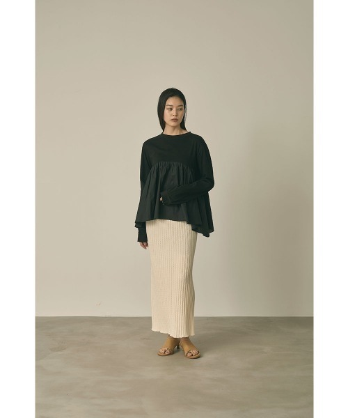 marjour（マージュール）の「OTONA SWITCHING PEPLUM TEE(25SS)（Tシャツ/カットソー・レディース・オフホワイト/ブラック・M）」の4枚目の写真