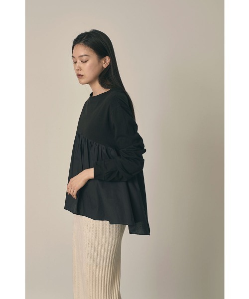 marjour（マージュール）の「OTONA SWITCHING PEPLUM TEE(25SS)（Tシャツ/カットソー・レディース・オフホワイト/ブラック・M）」の13枚目の写真