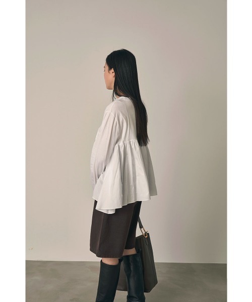 marjour（マージュール）の「OTONA SWITCHING PEPLUM TEE(25SS)（Tシャツ/カットソー・レディース・オフホワイト/ブラック・M）」の20枚目の写真