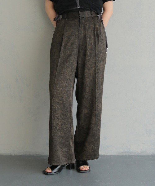 &g'aime（アンジェム）の「【&g'aime】ボタニカルプリントワイドパンツ　Botanical Print Wide-Leg Pants（スラックス・レディース・ホワイト/ブラック・FREE）」の2枚目の写真