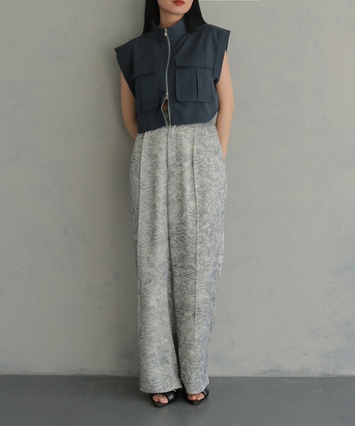 &g'aime（アンジェム）の「【&g'aime】ボタニカルプリントワイドパンツ　Botanical Print Wide-Leg Pants（スラックス・レディース・ホワイト/ブラック・FREE）」の17枚目の写真