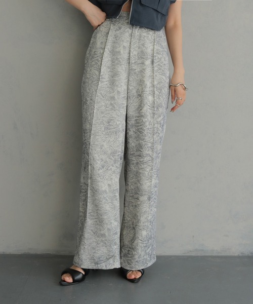&g'aime（アンジェム）の「【&g'aime】ボタニカルプリントワイドパンツ　Botanical Print Wide-Leg Pants（スラックス・レディース・ホワイト/ブラック・FREE）」の4枚目の写真