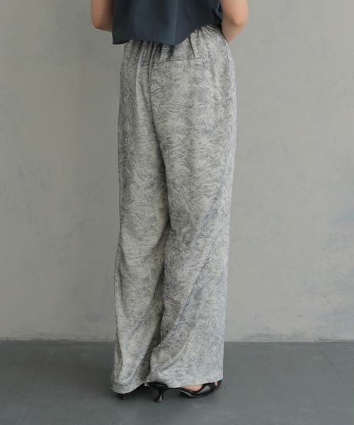 &g'aime（アンジェム）の「【&g'aime】ボタニカルプリントワイドパンツ　Botanical Print Wide-Leg Pants（スラックス・レディース・ホワイト/ブラック・FREE）」の6枚目の写真