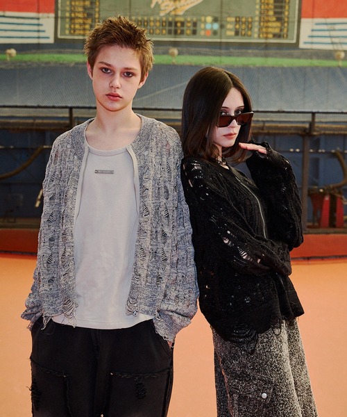 VI E DIT(ヴィエディット)の「Openwork zip knit cardigan/オープンワークジップニットカーディガン/洗える/コットンニット(カーディガン/ボレロ・メンズ・グレー/ブラック・1/2)」の17枚目の写真