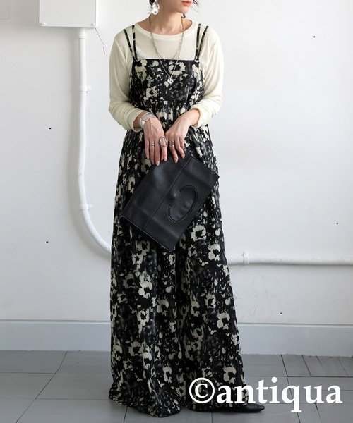 antiqua(アンティカ)の「シアーロンT(Tシャツ/カットソー・レディース・ホワイト/ライム/ブラック/カーキ/ブルー・SMALL/MEDIUM/LARGE)」の8枚目の写真