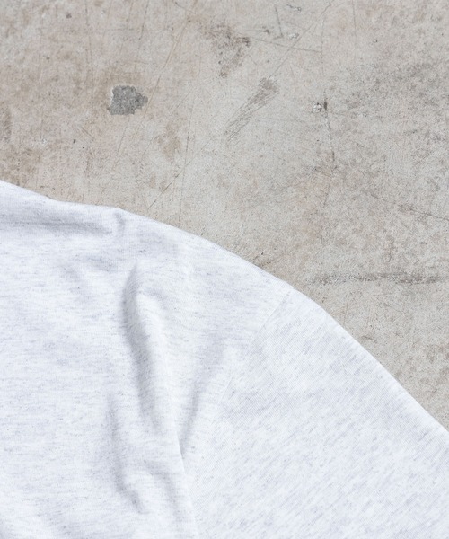 COMMON WARE(コモンウェアー)の「COMMONWARE:"TROUT"PRINT TEE S/S(Tシャツ/カットソー・メンズ・ホワイト/グリーン/アッシュグレー・M/XL/L)」の11枚目の写真