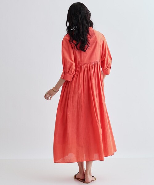 GALLEST（ギャレスト）の「ピンタックコットンワンピース（ワンピース・レディース・ブラック/オレンジ・38）」の5枚目の写真