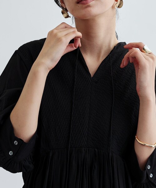 GALLEST（ギャレスト）の「ピンタックコットンワンピース（ワンピース・レディース・ブラック/オレンジ・38）」の12枚目の写真