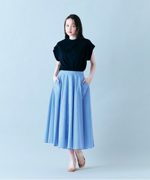 Audie a Muses（オーディアミューズ）の「バイヤス使いフレアスカート/ストライプ（スカート・レディース・ブルー・38/40/42）」の3枚目の写真