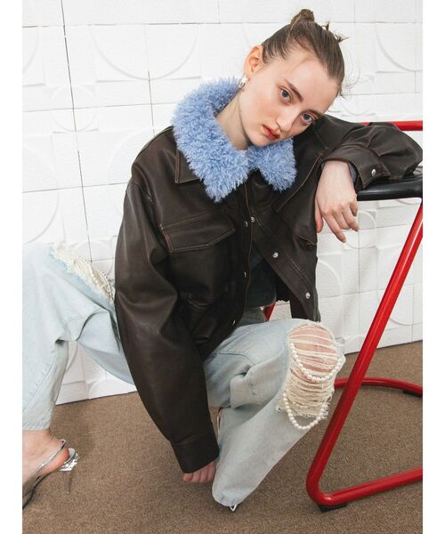 CALNAMUR(カルナムール)の「ハードダメージ2WAYデニムパンツ(デニムパンツ・レディース・ブラック/ライトブルー・SMALL/MEDIUM)」の7枚目の写真