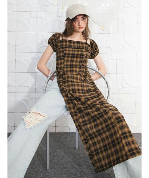 CALNAMUR(カルナムール)の「ハードダメージ2WAYデニムパンツ(デニムパンツ・レディース・ブラック/ライトブルー・SMALL/MEDIUM)」の10枚目の写真