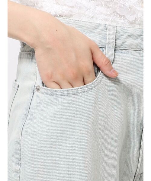 CALNAMUR(カルナムール)の「ハードダメージ2WAYデニムパンツ(デニムパンツ・レディース・ブラック/ライトブルー・SMALL/MEDIUM)」の22枚目の写真