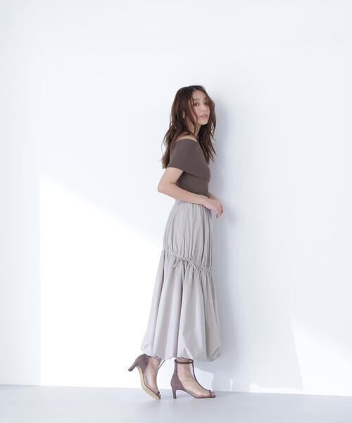 NATURAL BEAUTY BASIC(ナチュラルビューティーベーシック)の「◇【THINK BEAUTY】【麻亜里さんコラボ】タフタギャザーバルーンスカート(スカート・レディース・ベージュ/ブラック/オフホワイト・SMALL/MEDIUM/P/S)」の3枚目の写真
