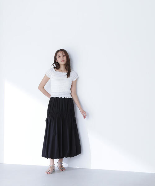 NATURAL BEAUTY BASIC(ナチュラルビューティーベーシック)の「◇【THINK BEAUTY】【麻亜里さんコラボ】タフタギャザーバルーンスカート(スカート・レディース・ベージュ/ブラック/オフホワイト・SMALL/MEDIUM/P/S)」の5枚目の写真