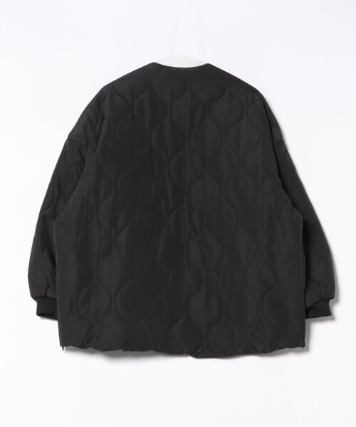 INTERPLANET（インタープラネット）の「ウェーブキルトＺＩＰブルゾン（ノーカラーコート・レディース・アイボリー/オリーブ/ブラック・FREE）」の4枚目の写真