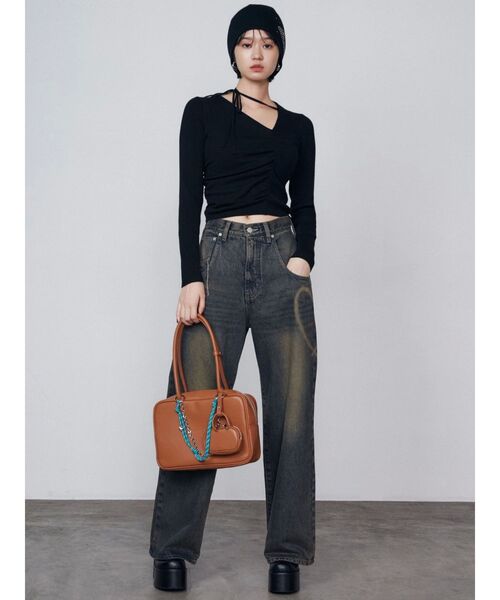 EMODA（エモダ）の「グラフィックルーズジーンズ（デニムパンツ・レディース・インディゴブルー・SMALL/MEDIUM）」の2枚目の写真