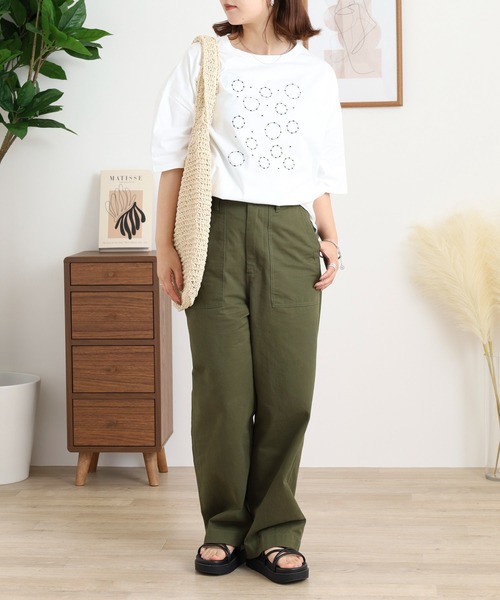 BARNDOOR(バーンドア)の「20天竺 ドルマン前刺繍半袖Tシャツ(Tシャツ/カットソー・レディース・ブラック系1/ブラック系2/ホワイト系1/ホワイト系2・FREE)」の16枚目の写真