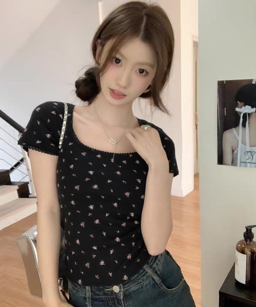 shopnikoniko(ショップニコニコ)の「Tシャツ 小花柄 プリント レーストリム ミニT スリムTシャツ(Tシャツ/カットソー・レディース・アイボリー/ブラック・フリー)」の16枚目の写真
