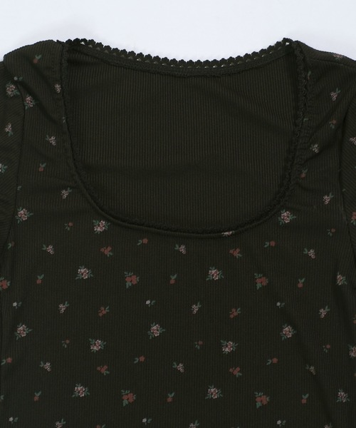 shopnikoniko(ショップニコニコ)の「Tシャツ 小花柄 プリント レーストリム ミニT スリムTシャツ(Tシャツ/カットソー・レディース・アイボリー/ブラック・フリー)」の22枚目の写真