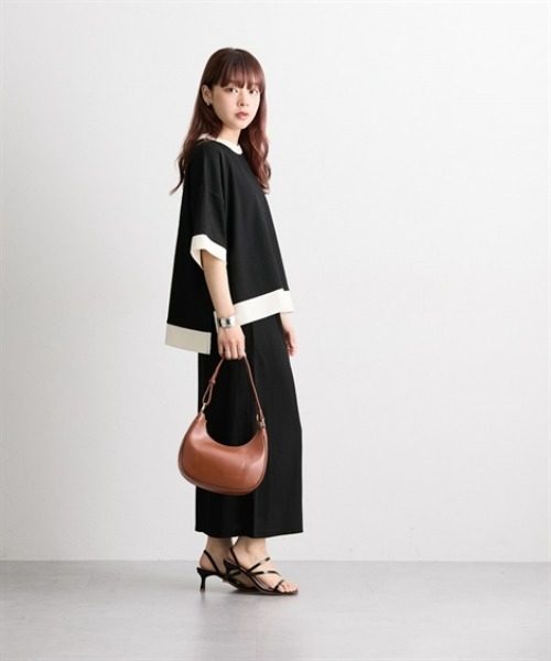 nissen(ニッセン)の「楊柳カットソージャガード上下セットアップ(配色半袖PO+タイトスカート)(セットアップ・レディース・ブラック×ホワイト/ブラック・LL/3L/M/L)」の2枚目の写真