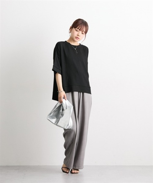 nissen(ニッセン)の「楊柳カットソージャガード上下セットアップ(配色半袖PO+タイトスカート)(セットアップ・レディース・ブラック×ホワイト/ブラック・LL/3L/M/L)」の4枚目の写真