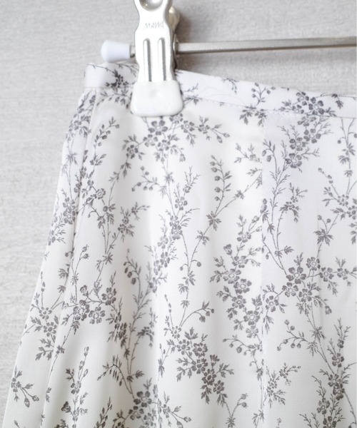 CLANE（クラネ）の「【PH1】【CLANE】FLOWER FRILL SKIRT 16109-6001（スカート・レディース・ブルー/レッド/ホワイト・1/0）」の8枚目の写真