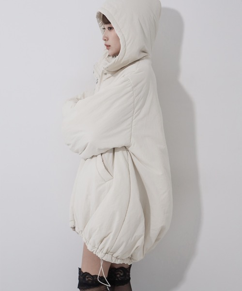 me+em select(ミームセレクト)の「※※【 裾絞り可能2WAY 】フード付きパファーエコダウンモンスターコート / 2WAY Hooded puffer eco down monster coat(ダウンジャケット/コート・レディース・アイボリー/ブラック・FREE)」の7枚目の写真