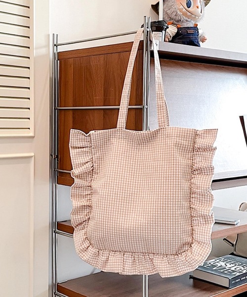 Mignonjour(ミニョンジュール)の「Mignonjour/チェックフリルトートバッグ M2797(トートバッグ・レディース・ブラック/グリーン/レッド/ベージュ・FREE)」の3枚目の写真