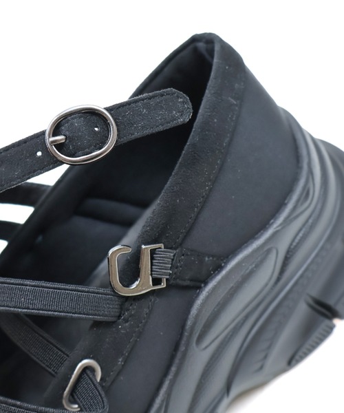 VIVIAN（ヴィヴィアン）の「厚底レースアップメリージェーンスニーカー ZOZOTOWN+オフィシャルサイト限定商品（スニーカー・レディース・グレー/ブラック・S/M/L/LL）」の4枚目の写真