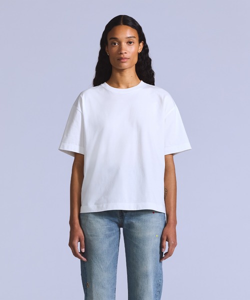 Levi's(リーバイス)の「Levi's/リーバイス BLUETAB(TM) Daily Tシャツ(Tシャツ/カットソー・レディース・ホワイト・XS/S/M)」の1枚目の写真